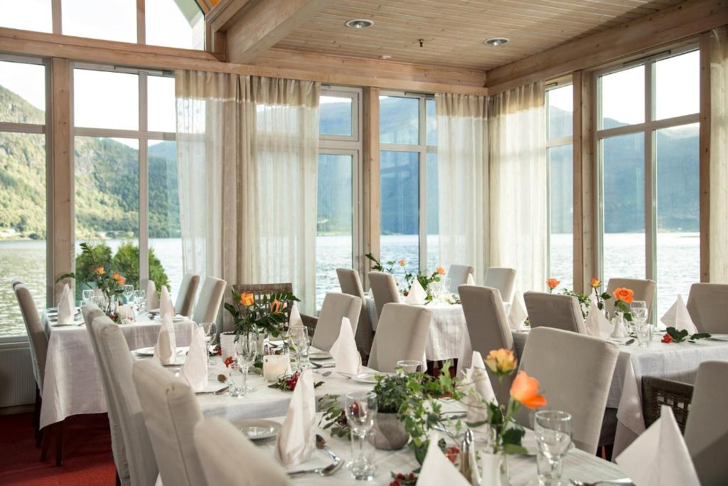 Sogndal, Hofslund Fjord Hotel