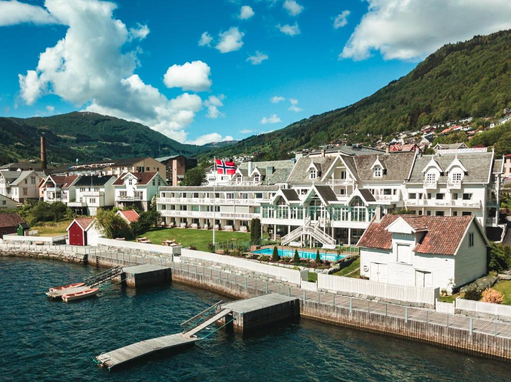 Sogndal, Hofslund Fjord Hotel