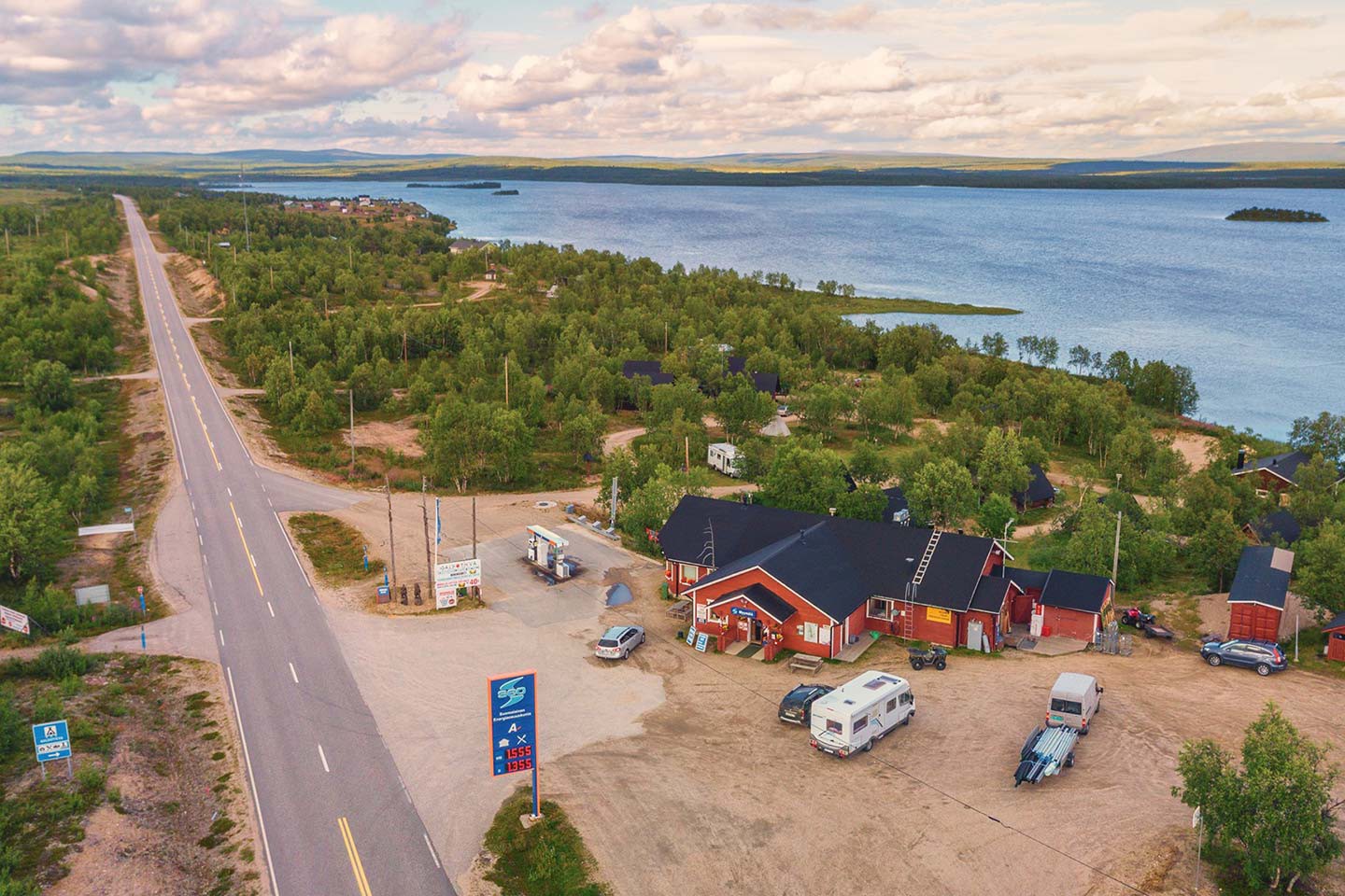 Leppäjärvi, Fell Center Galdotieva Kampeerhut