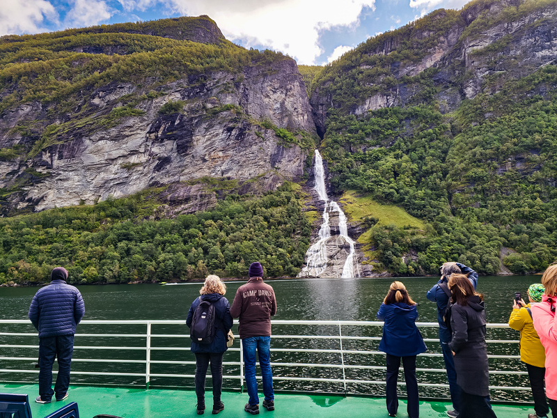 Fjordcruise Geirangerfjord Bruidssluier