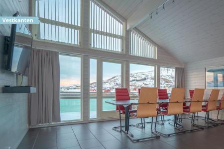 Sommaroy Arctic Hotel Tromso Sea House