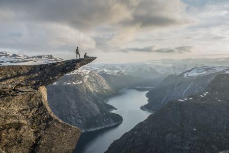 Trolltunga