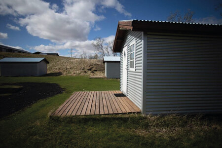 Efri Vik Bungalows Facade Cape