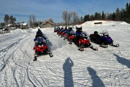 Sneeuwscootertocht Apukka Resort Rovaniemi 2