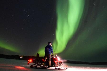 Sneeuwscootertocht Apukka Resort Rovaniemi 9